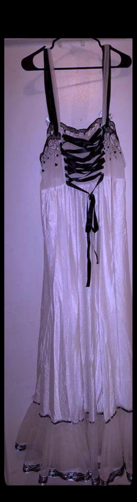 3x/4x Vintage style peignoir/nightgown